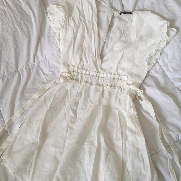 Zara  ruffle dress - Picture 4 of 7